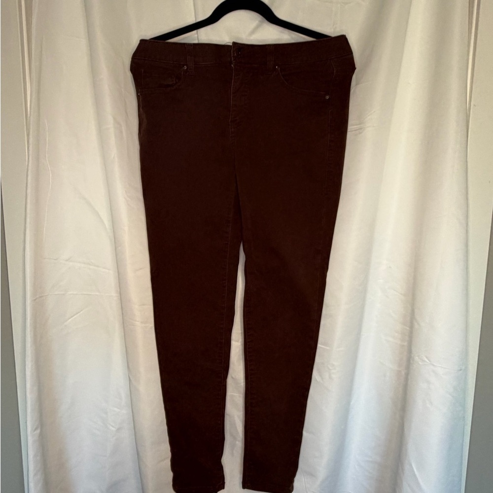 Brown Slim Fit jeans​